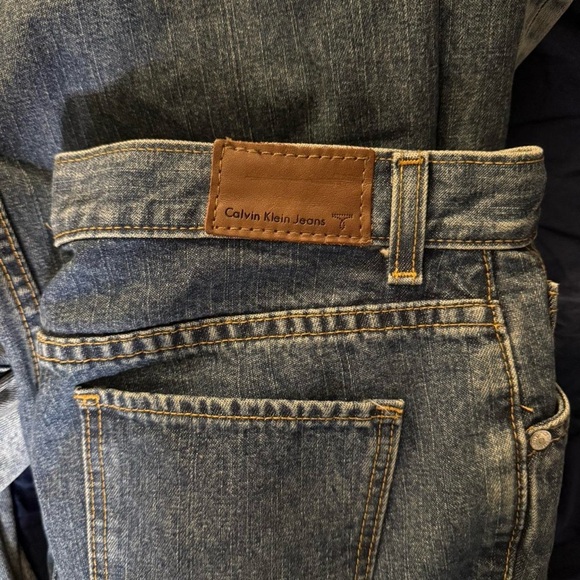 Calvin Klein Dark Wash Low Rise Jeans - Picture 4 of 8